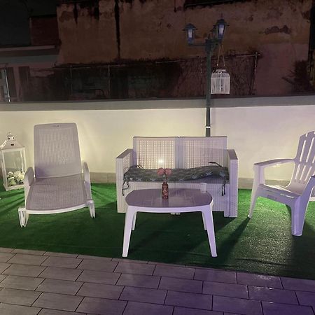 Apartamento La Dukesca Chic Nápoles Exterior foto
