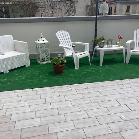 Apartamento La Dukesca Chic Nápoles Exterior foto