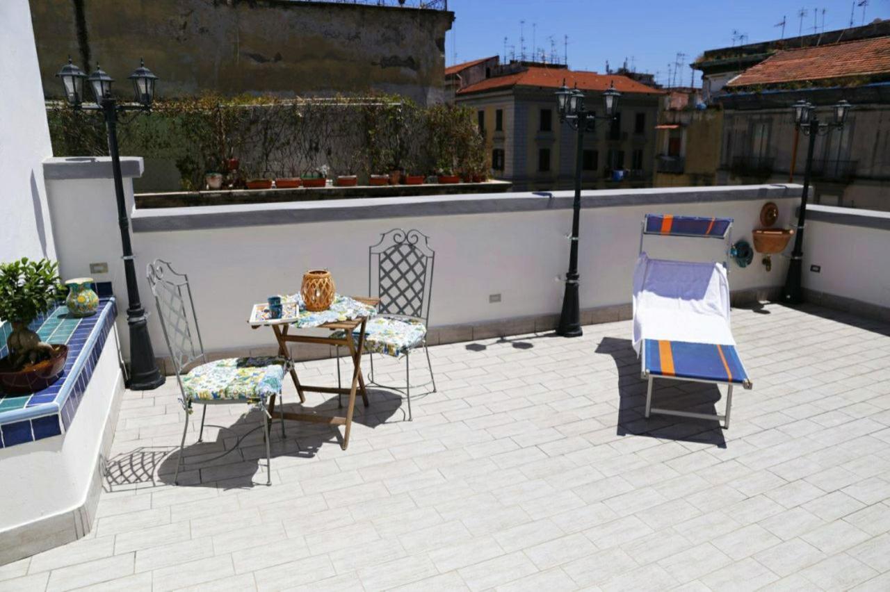 Apartamento La Dukesca Chic Nápoles Exterior foto