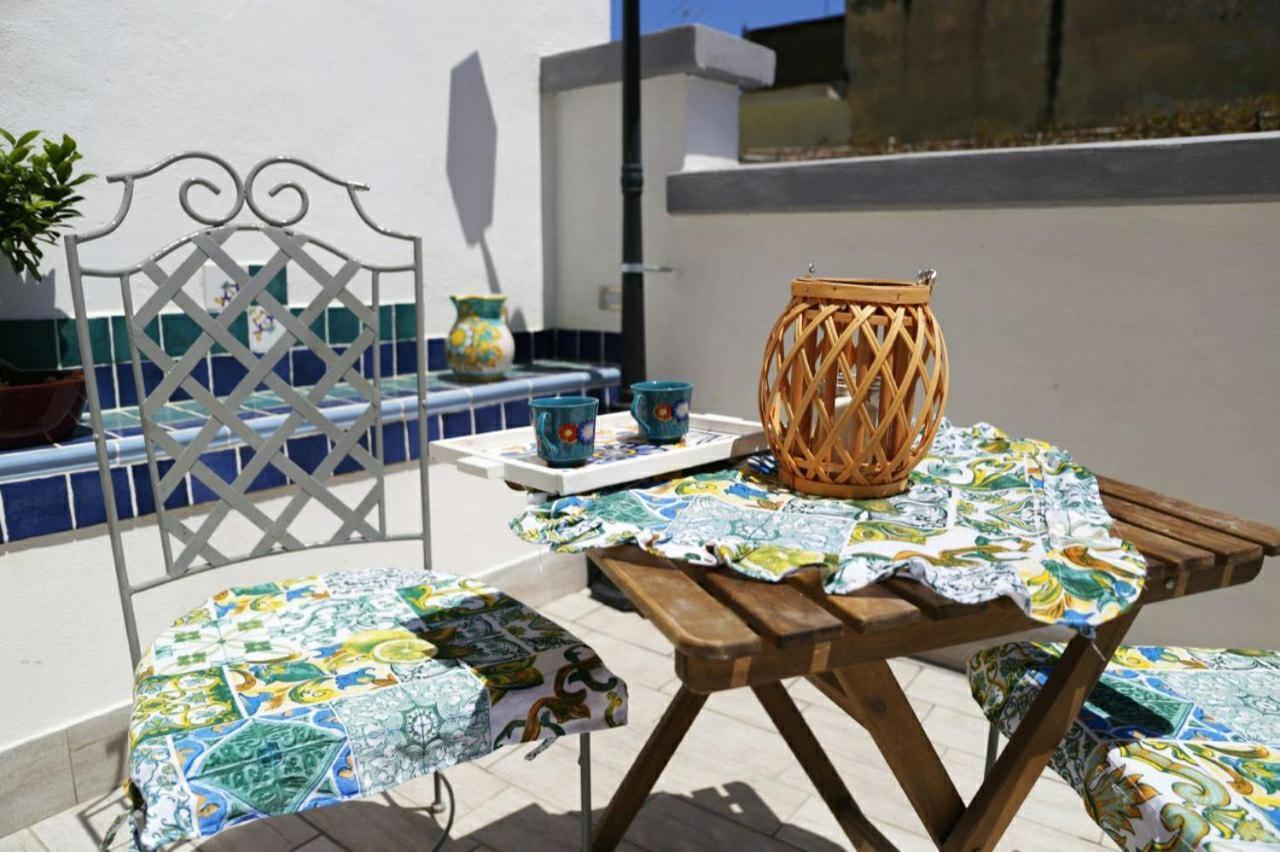 Apartamento La Dukesca Chic Nápoles Exterior foto