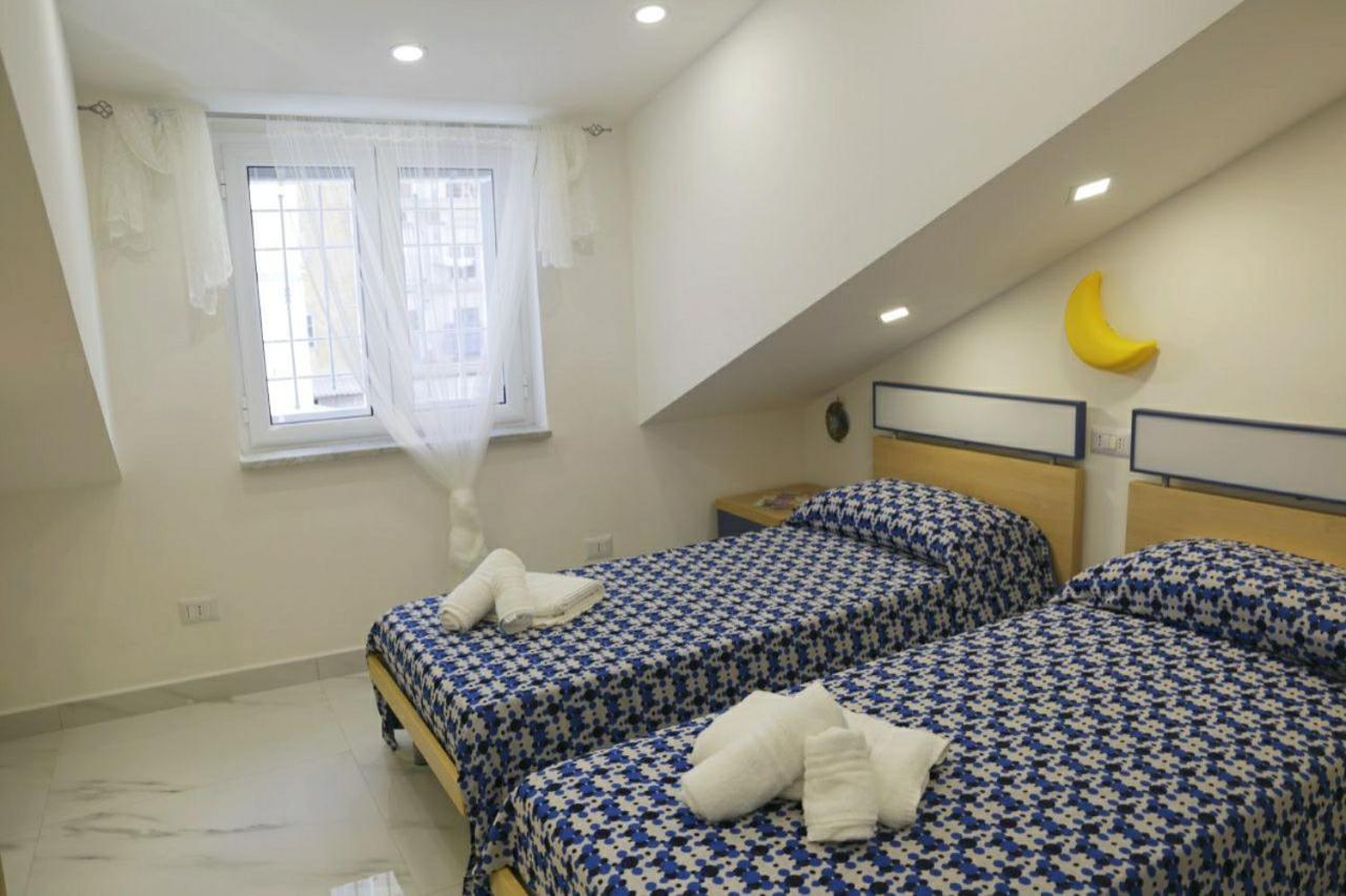 Apartamento La Dukesca Chic Nápoles Exterior foto