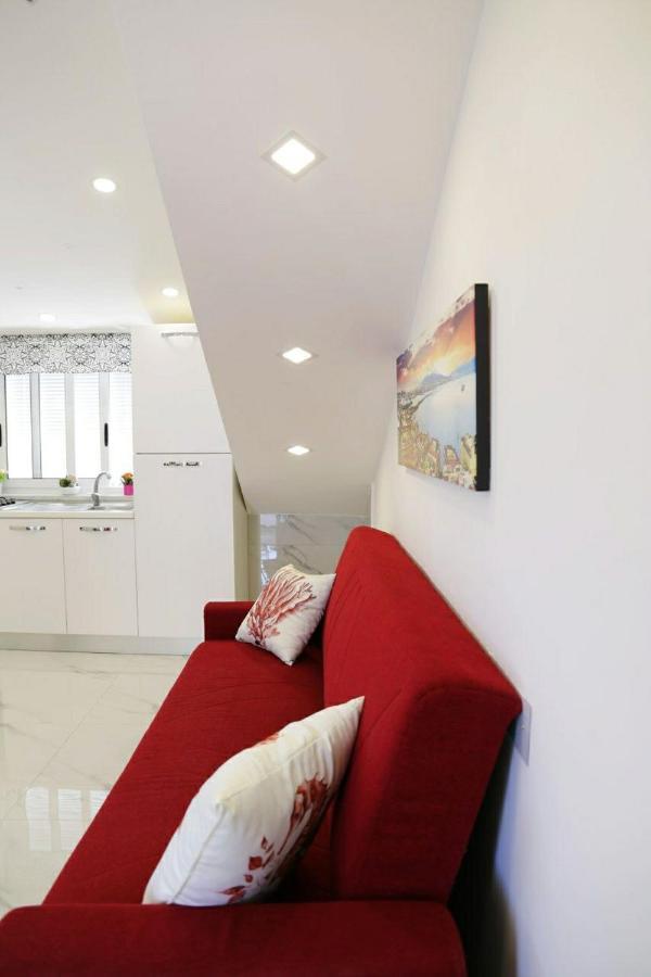 Apartamento La Dukesca Chic Nápoles Exterior foto